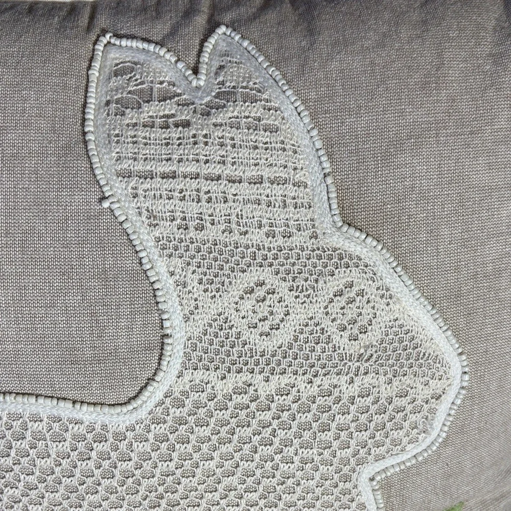 Embroidered Bunny w/Roses Throw Pillow Easter Lace‎ Beaded Removable Cover 17